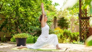 Tư thế chiến binh I - yoga cho người mới bắt đầu